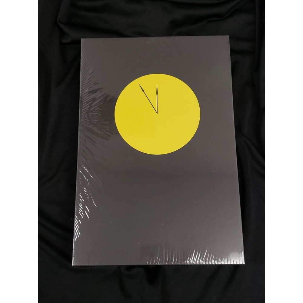 DC Comics Absolute Watchmen Hardcover Slipcase